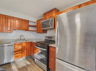 913 Maple Ave, Glenolden, PA 19036