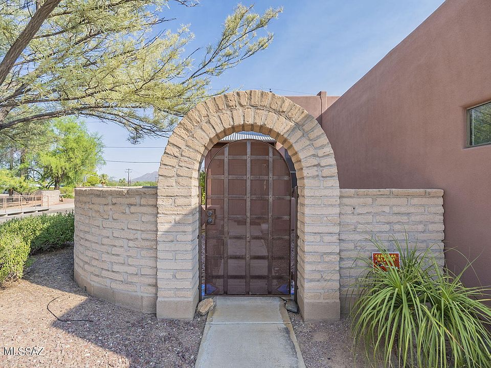 1st image of 4123 E Calle Henequen