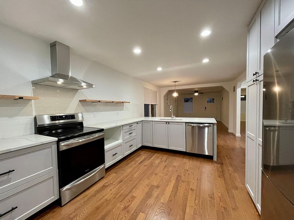 1st image of 6015 Fyler Ave