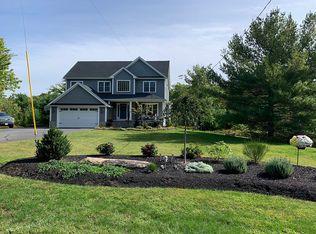 35 Heather Ln, Scituate, RI 02825