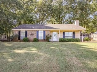 4840 Summit Dr, Millbrook, AL 36054