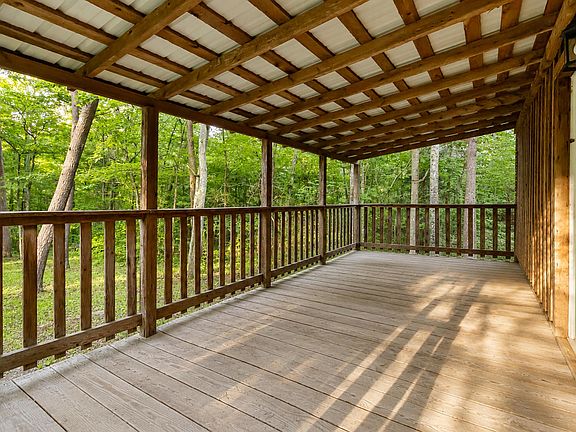 17th image of 155 County Rd