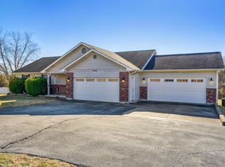 8448 Saint Andrews Ln, House Springs, MO 63051