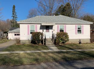 65 Wood Ave, Pittsfield, MA 01201