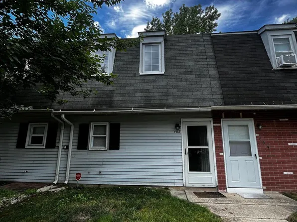 402 La Cascata Tnhs, Clementon, NJ 08021