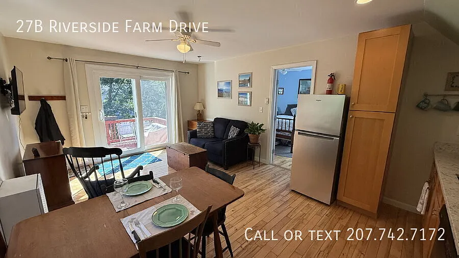 27B Riverside Farm Dr