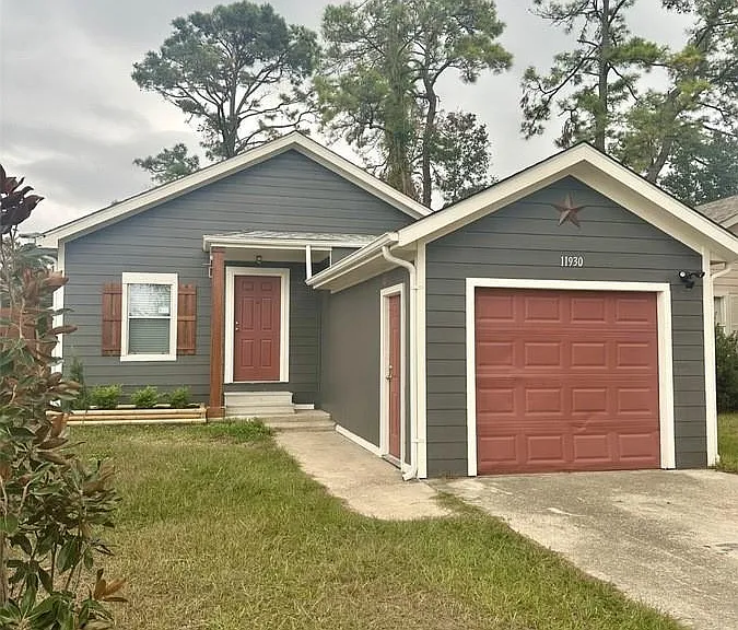 11930 Greenglen Dr — Photo 1
