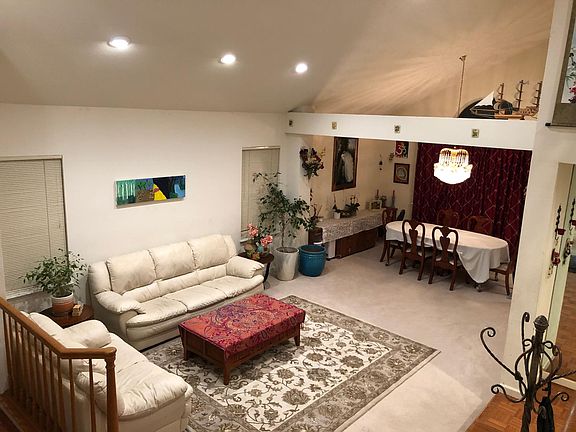 3rd image of 11766 Pine Brook Ct