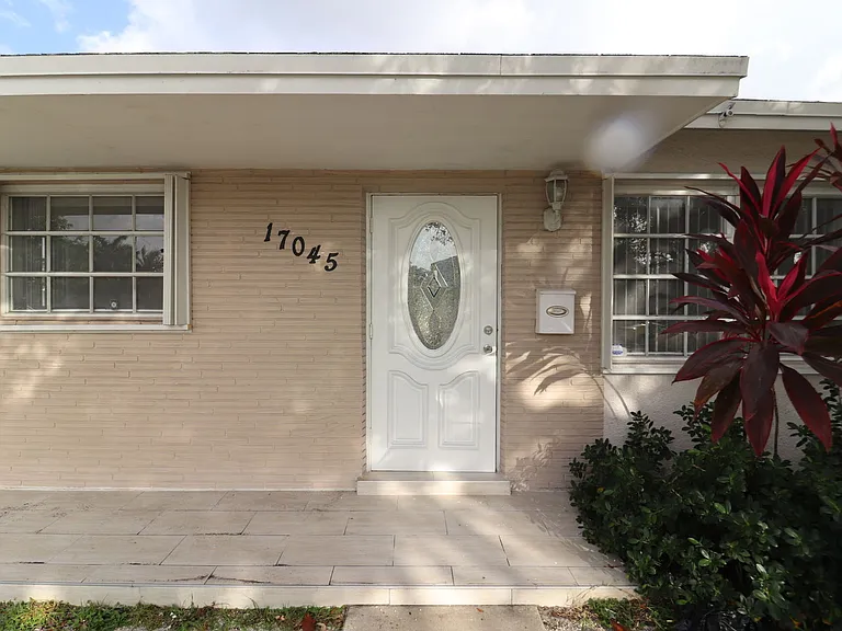 17045 NW 87th Ave — Photo 7