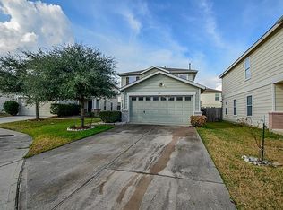 215 Remington Ridge Dr, Houston, TX 77073