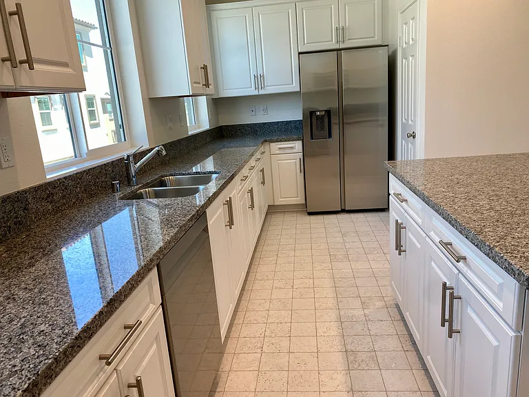 315 Liberty Way — Photo 4