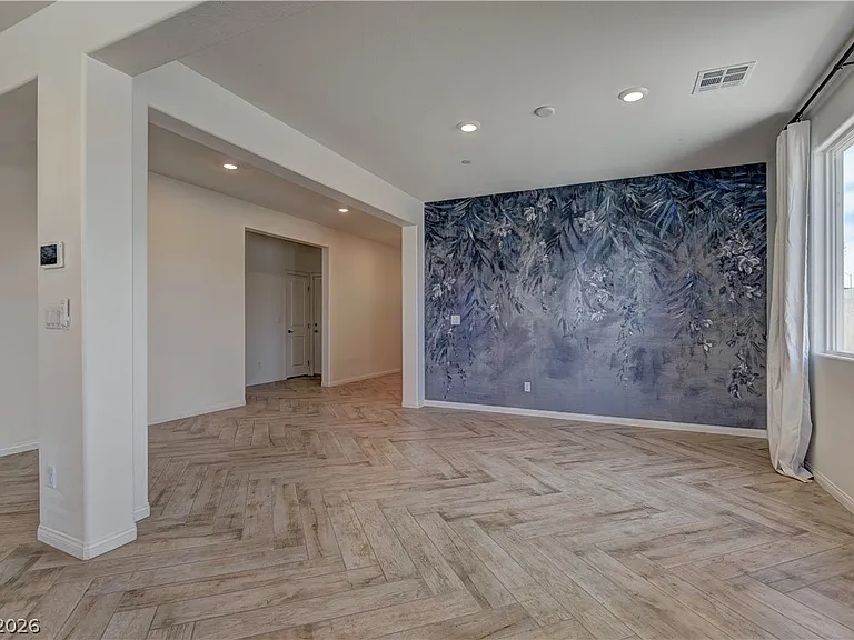 6390 Montrose Park Ct — Photo 10
