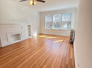 3550 N Leavitt St APT 1, Chicago, IL 60618