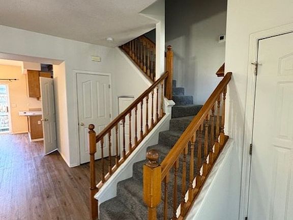 2nd image of 3838 Viewcrest Dr #A-d