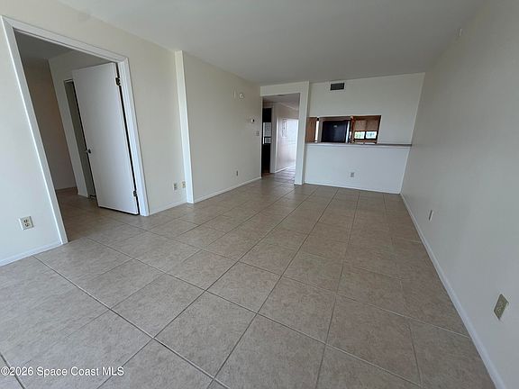 4th image of 2469 S Washington Ave APT C-108