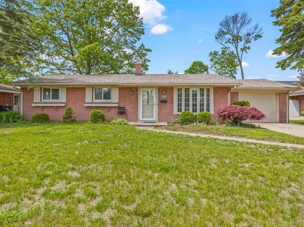 35815 Thames St, Westland, MI 48186