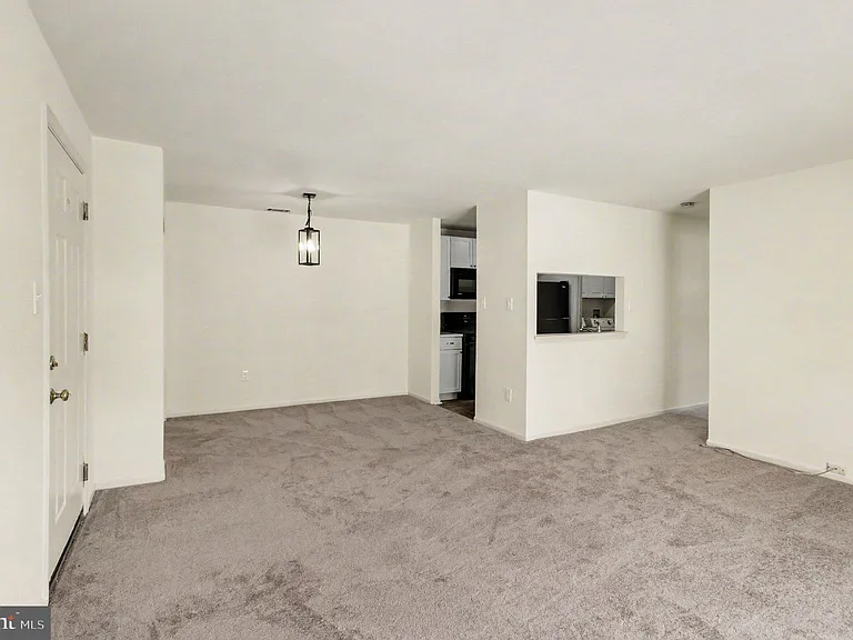 902 Dogwood Ct — Photo 10