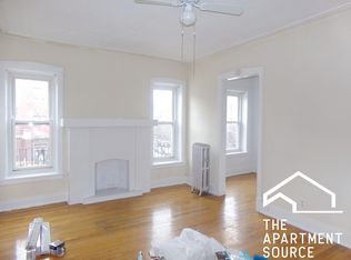 6538 N Lakewood Ave APT 12, Chicago, IL 60626