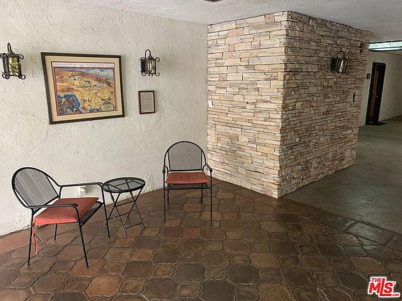 3rd image of 5650 Sumner Way Unit 209
