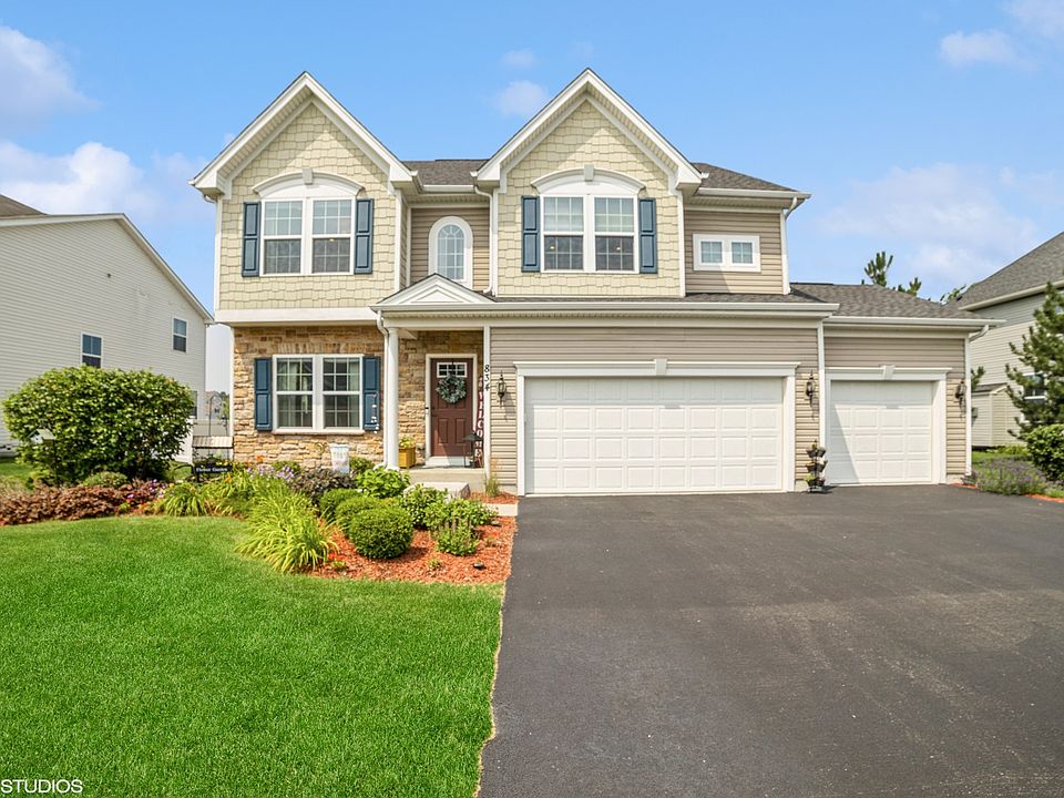 1st image of 834 Blue Aster Pkwy