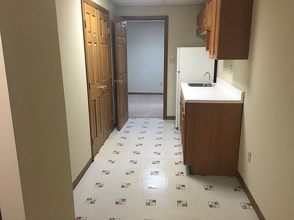 5th image of 810 Dayspring Ct