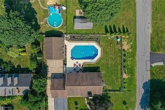 4th image of 1160 Whitehall Ave