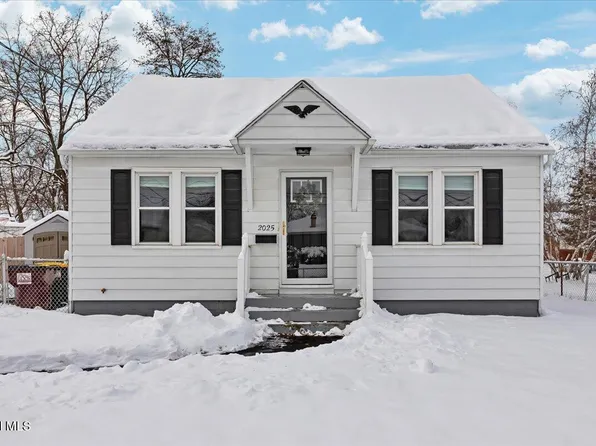 2025 Greenpoint Avenue, Schenectady, NY 12303