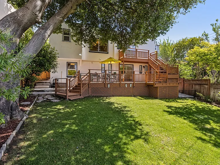610 Hillcrest Blvd — Photo 65