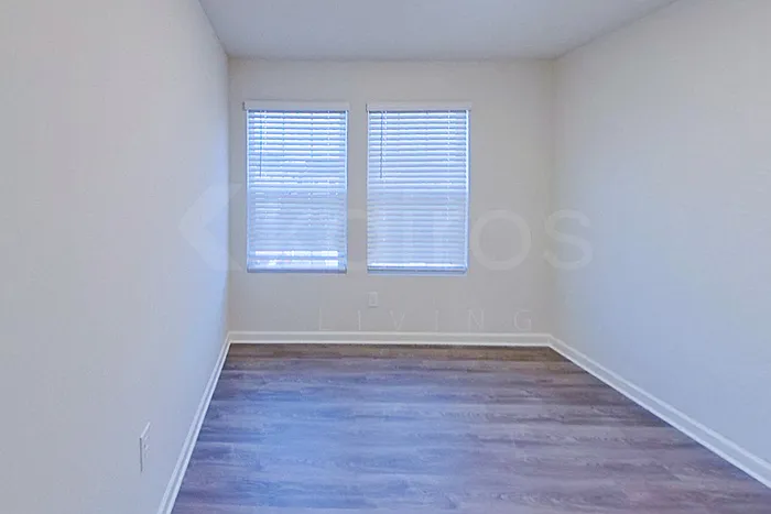 320 Ironwood Ct — Photo 9