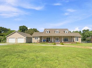 324 Hurtt Rd, Chickamauga, GA 30707