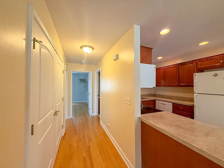 1556 W Stonehenge Dr #A — Photo 10