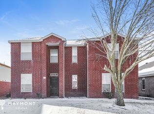 716 Twin Creek Dr, Desoto, TX 75115