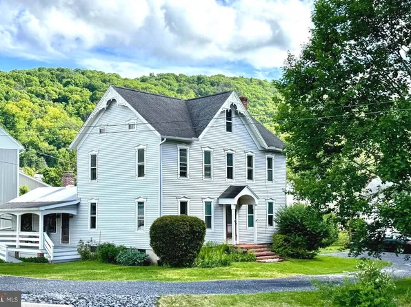120 School St, Spring Mills, PA 16875