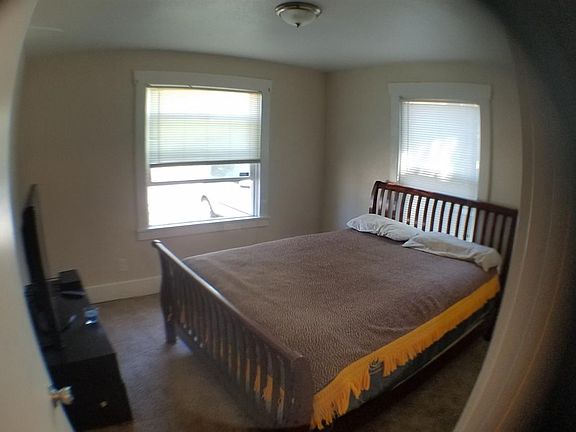 5th image of 1044 Rivera Dr