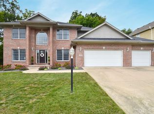 3910 W Crestridge Ct, Peoria, IL