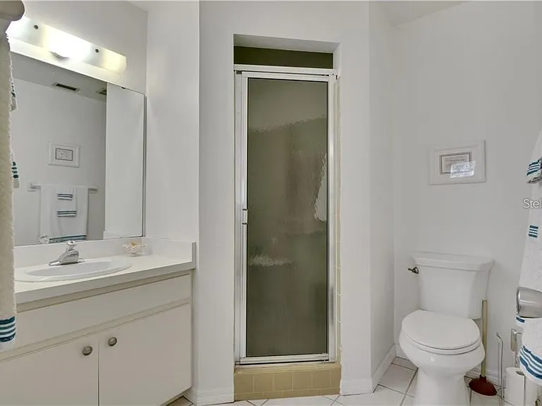 525 Parkdale Mews #525 — Photo 12