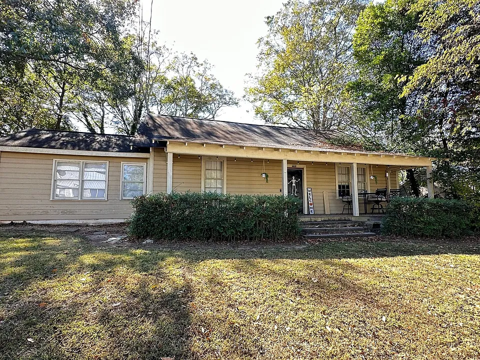 1060 Oconee St