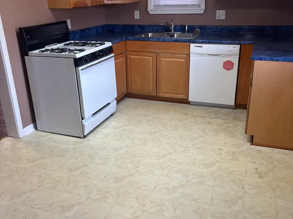 1616 S 25th St, Saint Joseph, MO 64507