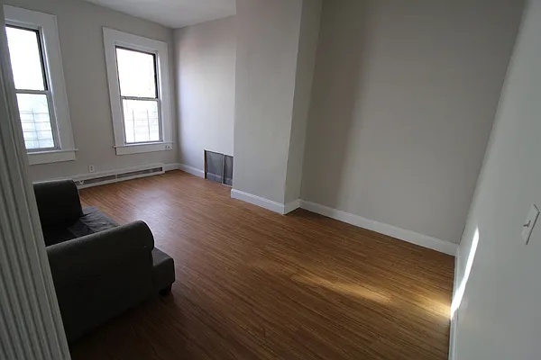 Rented by Bruma Realty LLC | media 10