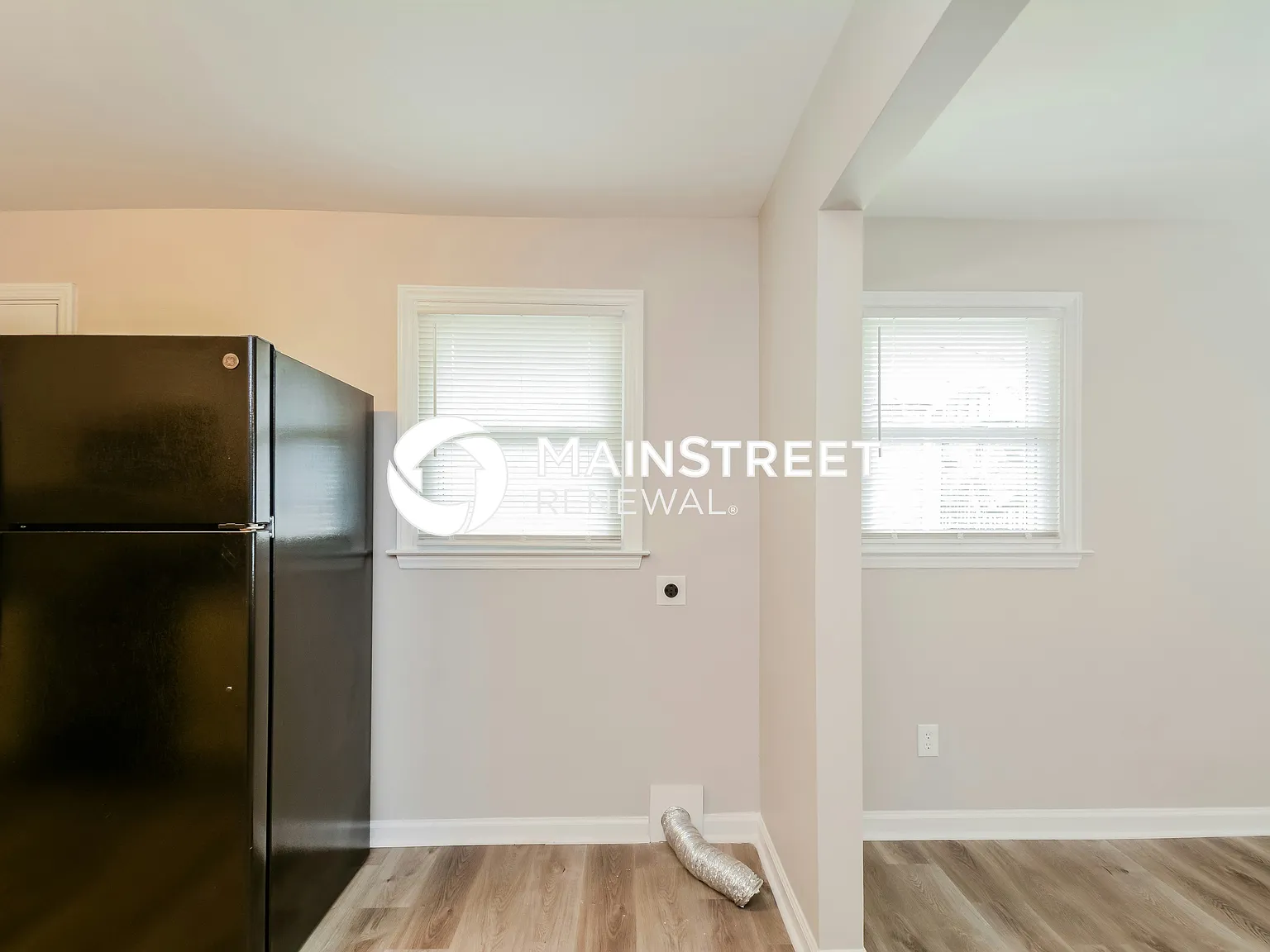 1516 Rosewood St — Photo 4