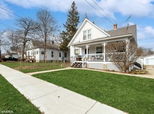 62 Pine St, Grayslake, IL 60030