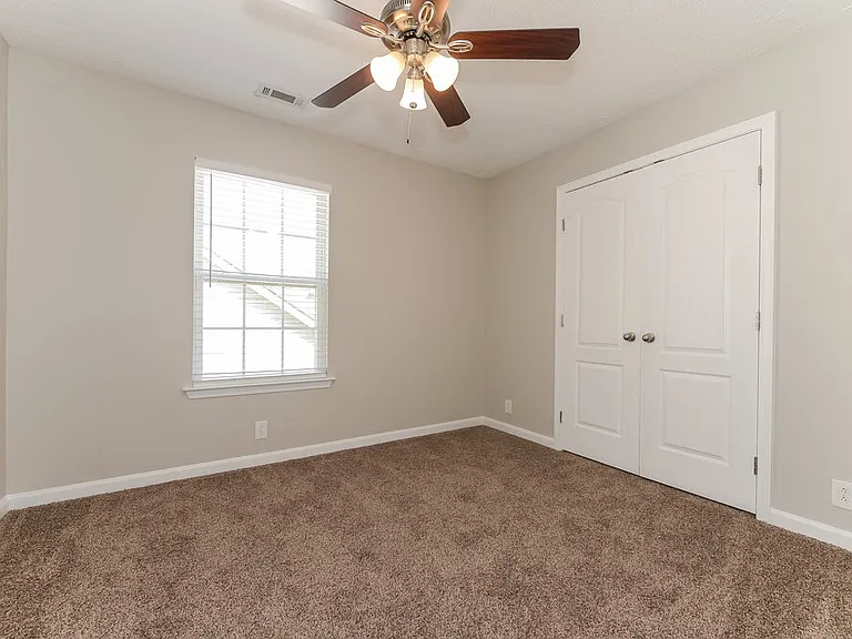 2816 Windcrest Trl — Photo 12