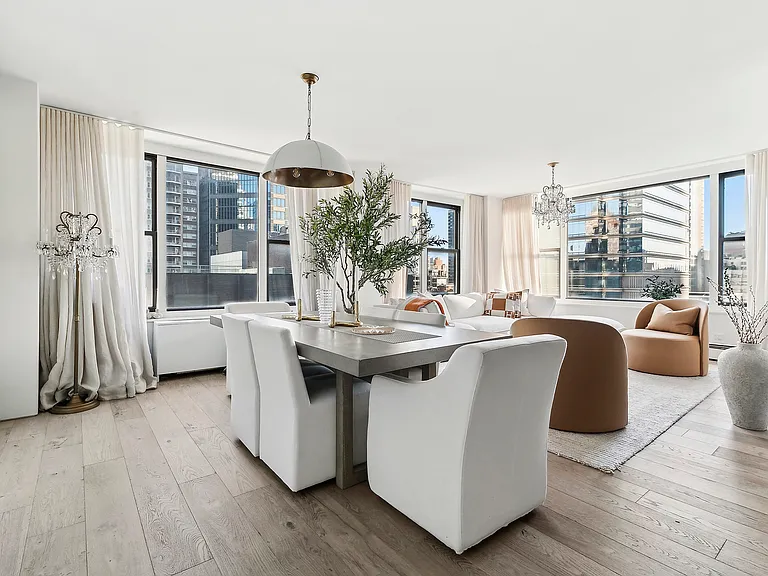 117 E 57th St #22H — Photo 4