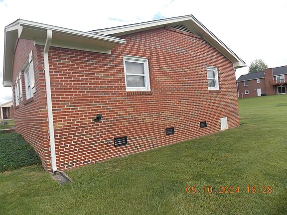 5th image of 4624 Newbern Heights Dr