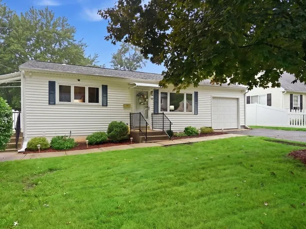 161 Wolcott Ave, West Springfield, MA 01089