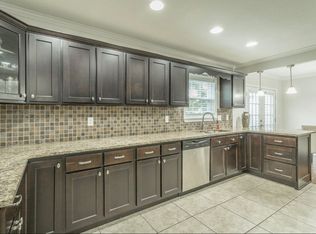 4800 Maryland Dr, Chattanooga, TN 37412