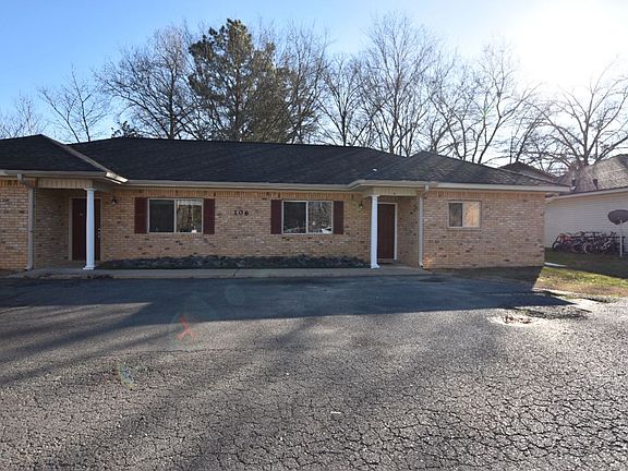 2nd image of 102-110 Shady Way #106