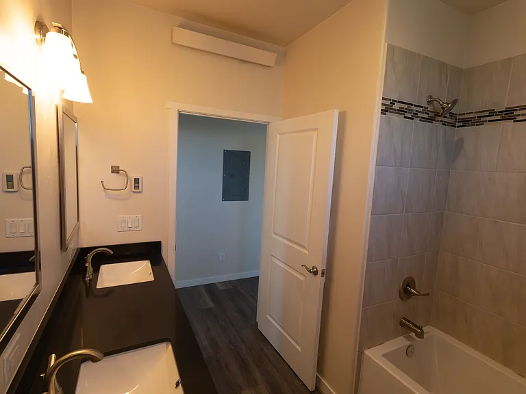 Double Vanity
