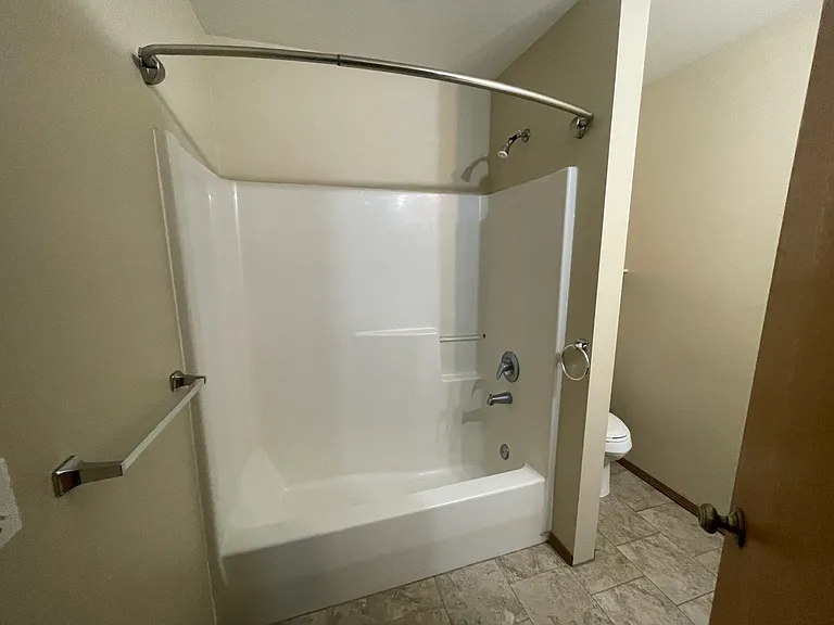 604 N Pine St #1 — Photo 7