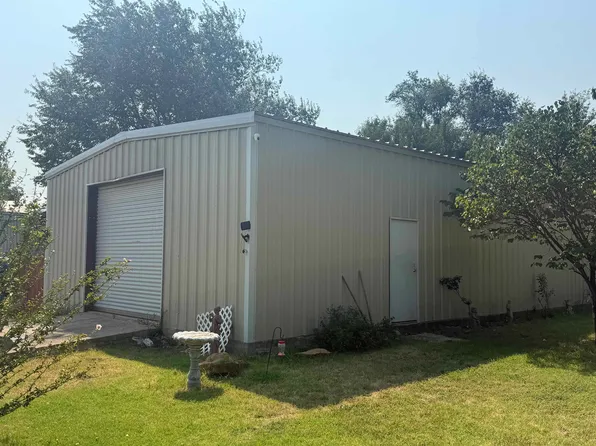 115 E Locust Ave, Woodward, OK 73801